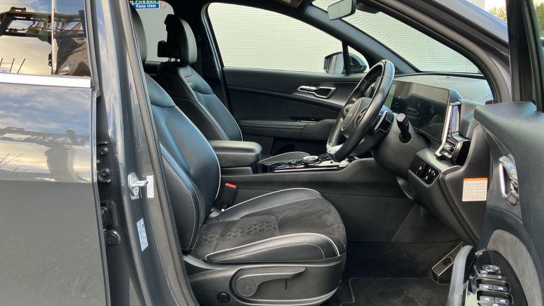 Kia Sportage 1.6T GDi HEV GT-Line 5dr Auto Hybrid Estate